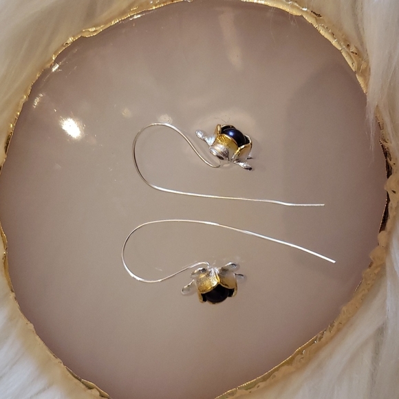 Flower Threader Drop Earrings - Picture 5 of 5